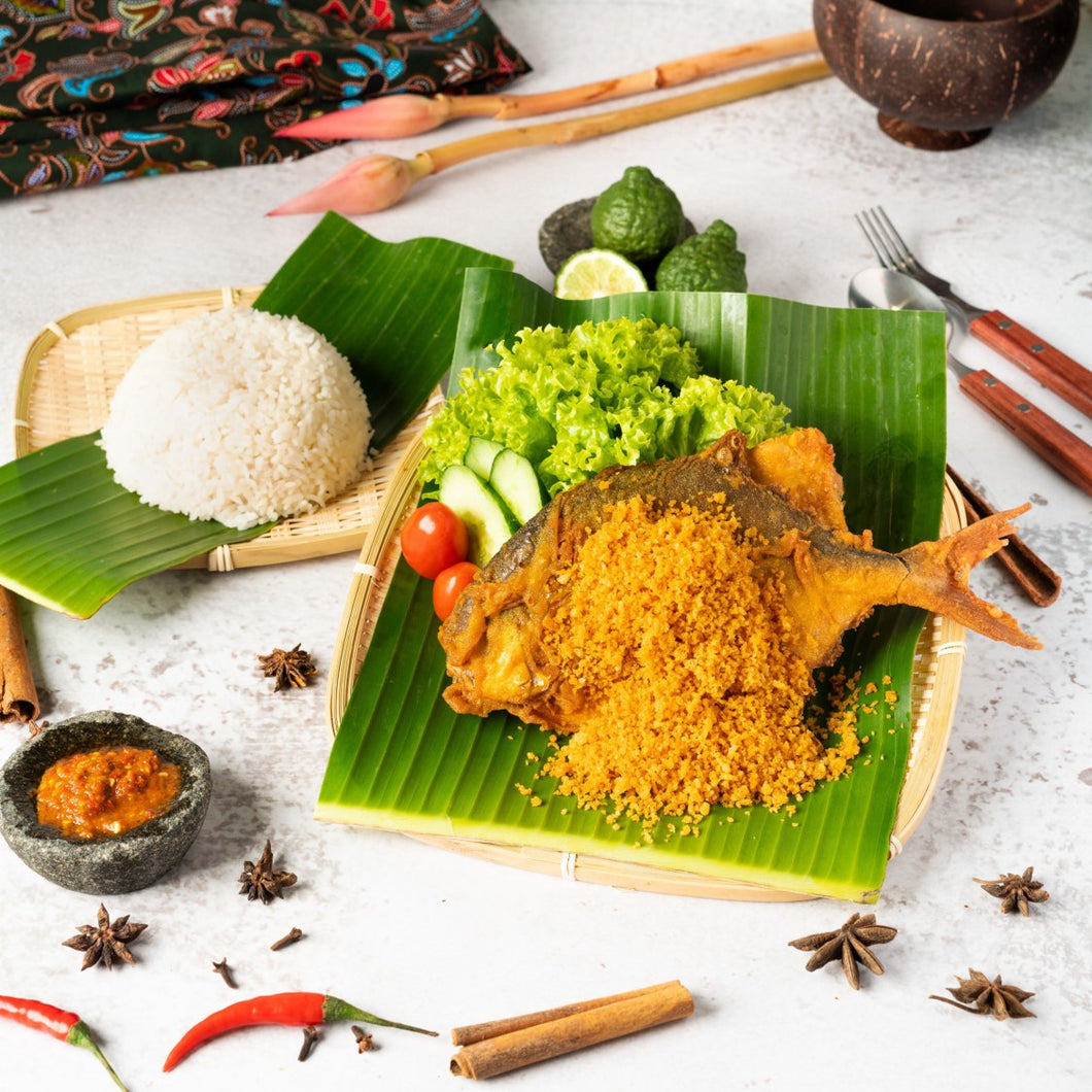 NASI IKAN BAWAL PENYET
